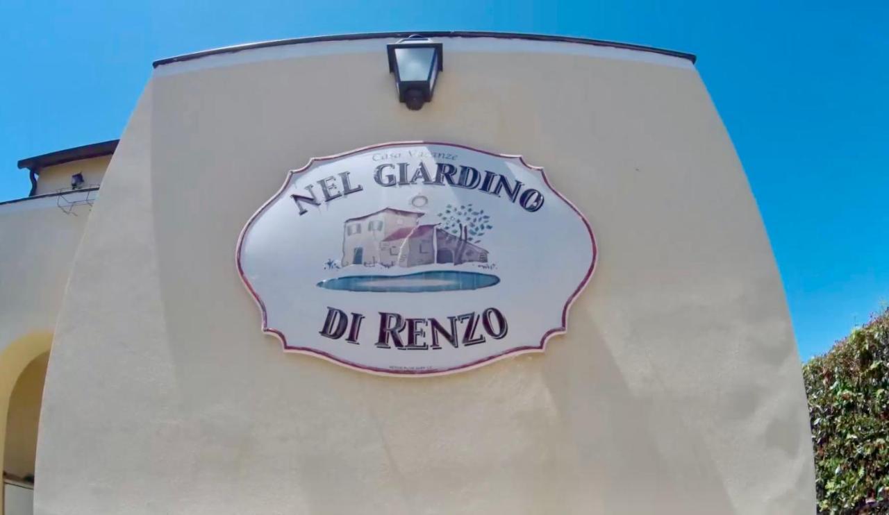 Casa Vacanze Nel Giardino Di Renzo インペリア エクステリア 写真