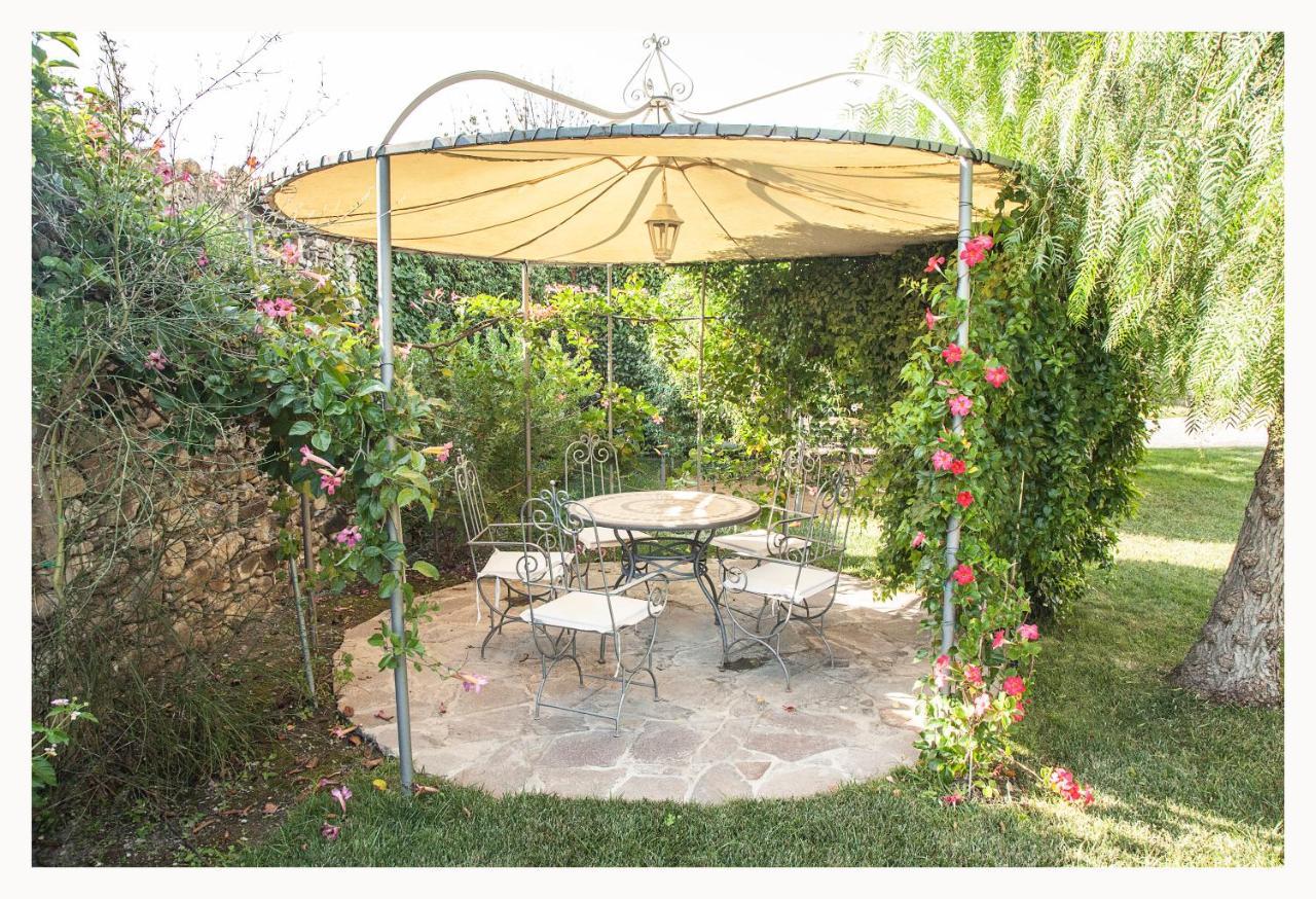 Casa Vacanze Nel Giardino Di Renzo インペリア エクステリア 写真